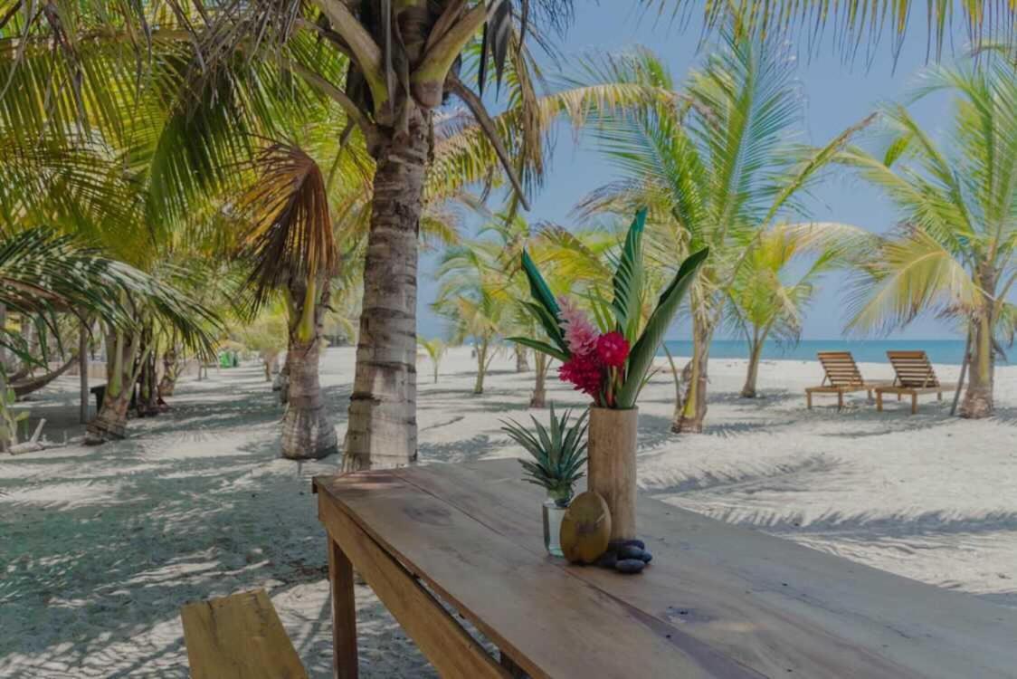 Manoush Beach ブリタカ エクステリア 写真